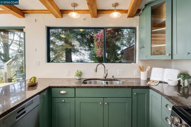 161 Panoramic Way, Berkeley, CA 94704