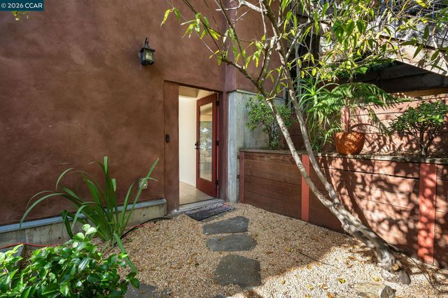 161 Panoramic Way, Berkeley, CA 94704