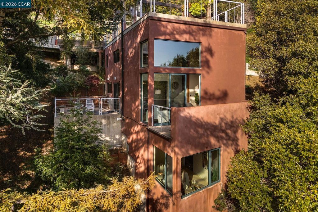 161 Panoramic Way, Berkeley, CA 94704