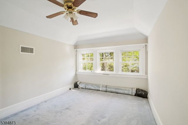 4 Fairwood Rd, Madison Boro, NJ 07940