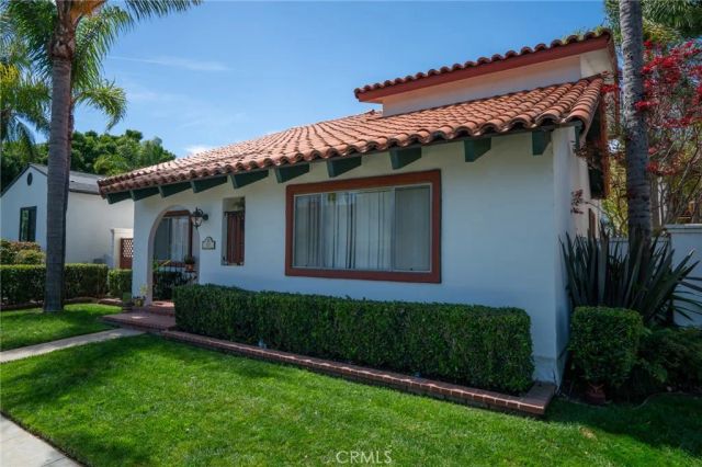 807 Roswell Avenue, Long Beach, CA 90804