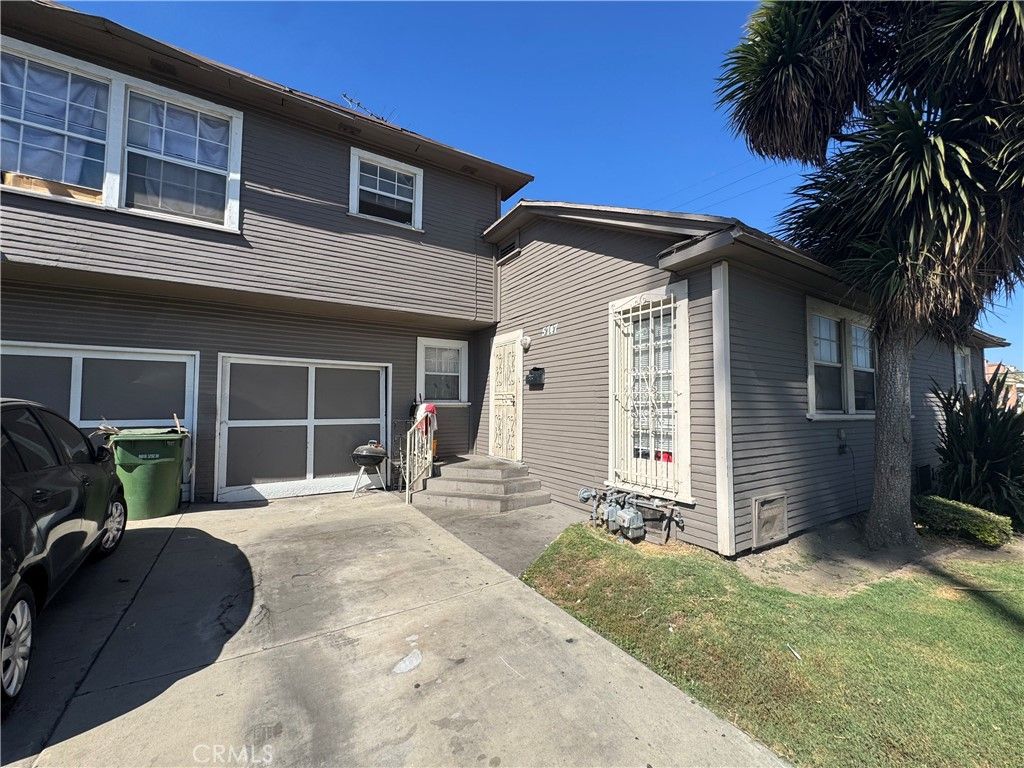 5747 S Gramercy Place, Los Angeles, CA 90062 — photo 3