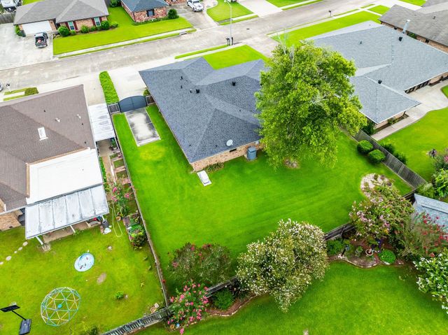 115 Mcallen Drive, Houma, LA 70360