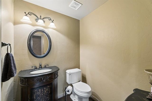 13724 Calistoga Drive, Oklahoma City, OK 73170