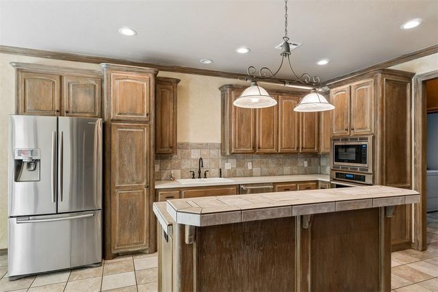 13724 Calistoga Drive, Oklahoma City, OK 73170