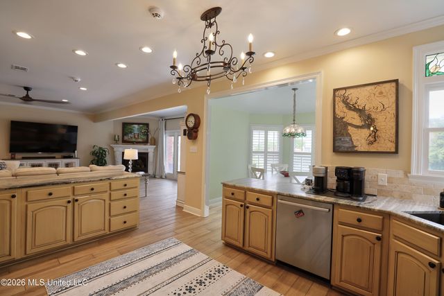2014 Rue Ulysse, Biloxi, MS 39531