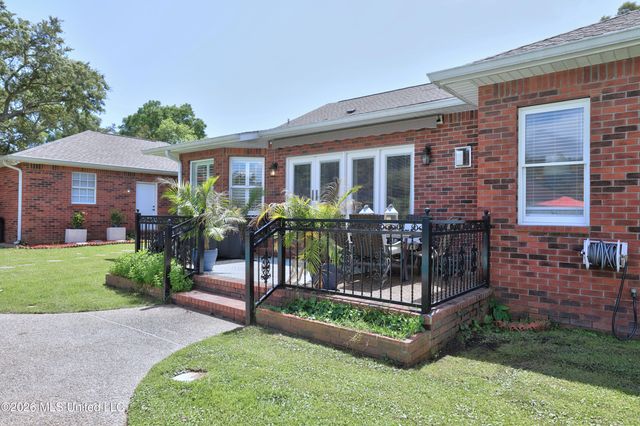 2014 Rue Ulysse, Biloxi, MS 39531