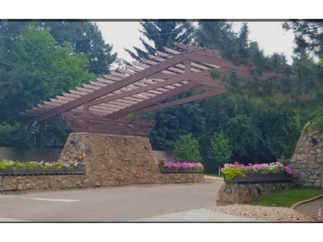 6909 Harvest Rd, Boulder, CO 80301