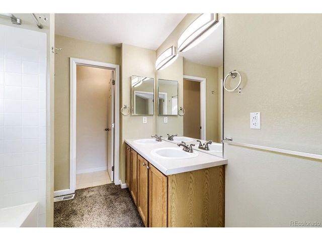 20409 Heather Ln, Parker, CO 80138