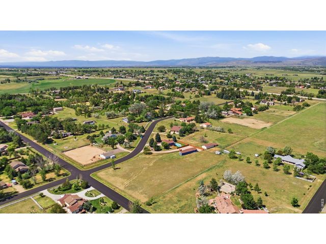 1212 Glenview Dr, Berthoud, CO 80513