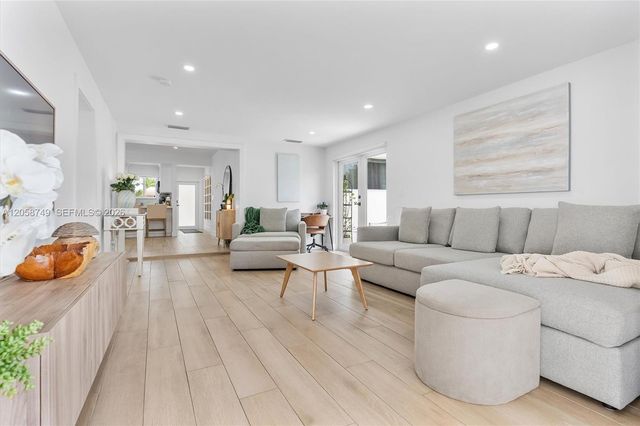 6100 NW 2nd St, Miami, FL 33126