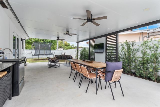 6100 NW 2nd St, Miami, FL 33126
