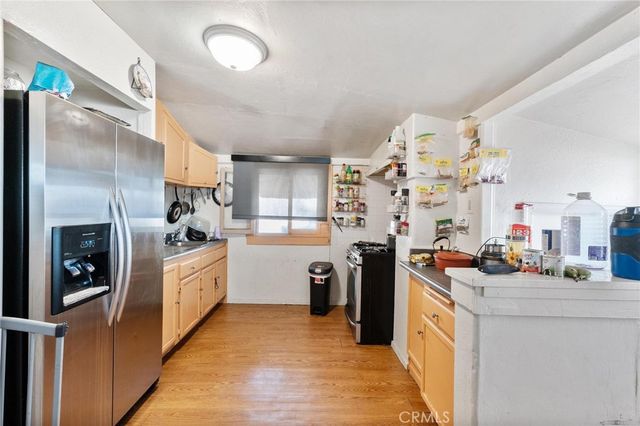 207 E 5th Street, Beaumont, CA 92223