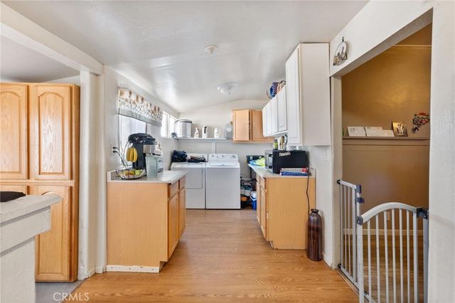 207 E 5th Street, Beaumont, CA 92223