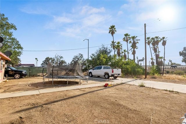 207 E 5th Street, Beaumont, CA 92223