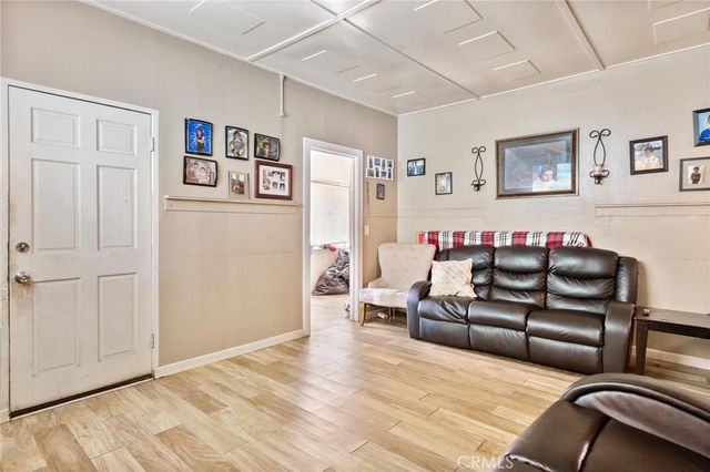 207 E 5th Street, Beaumont, CA 92223