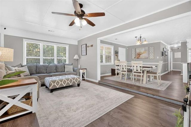 216 Brooks Lane, Winder, GA 30680