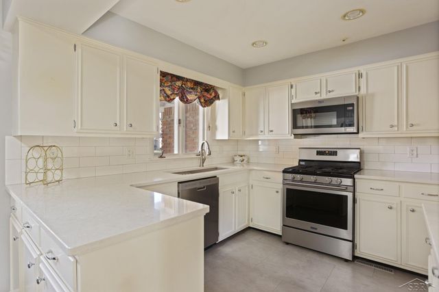 2507 Kipling Drive, Saginaw, MI 48602