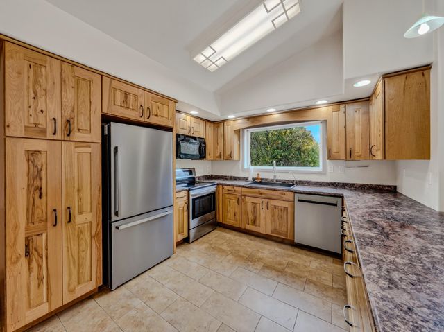 1065 GARRISON WAY, Fairbanks, AK 99712