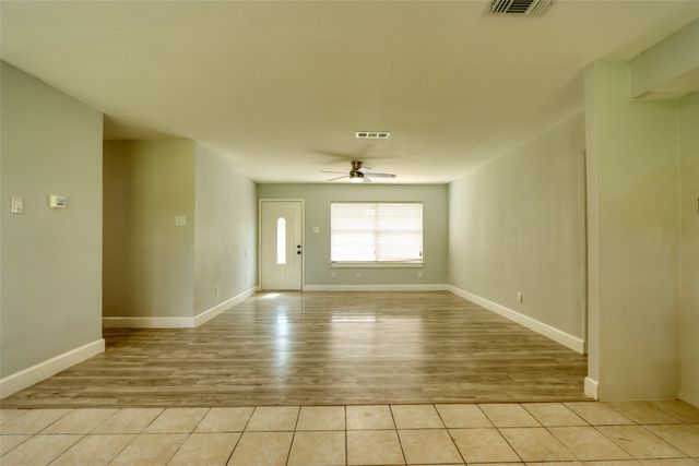 201 MCLENDON, Mexia, TX 76667