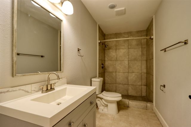 201 MCLENDON, Mexia, TX 76667