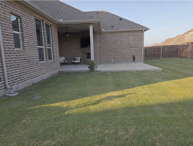 3447 Hidden Hollow Drive, Grand Prairie, TX 76065