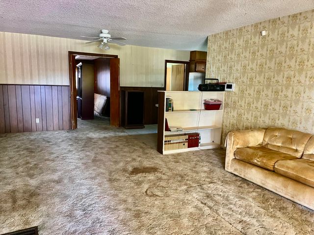 1012 E Oak Street, Brownfield, TX 79316