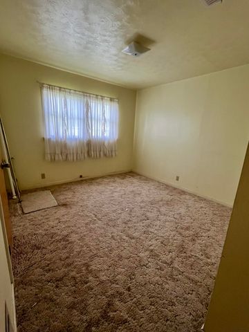 1012 E Oak Street, Brownfield, TX 79316