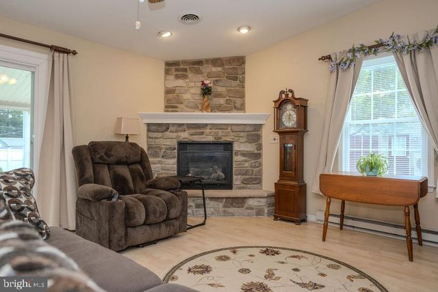 159 GINKGO CT, Chambersburg, PA 17201