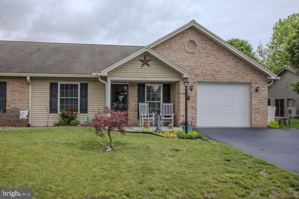 159 GINKGO CT, Chambersburg, PA 17201