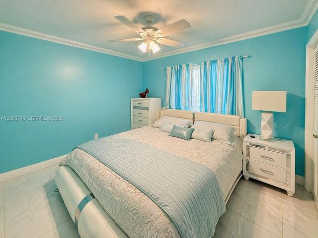 561 NE 172nd St, North Miami Beach, FL 33162