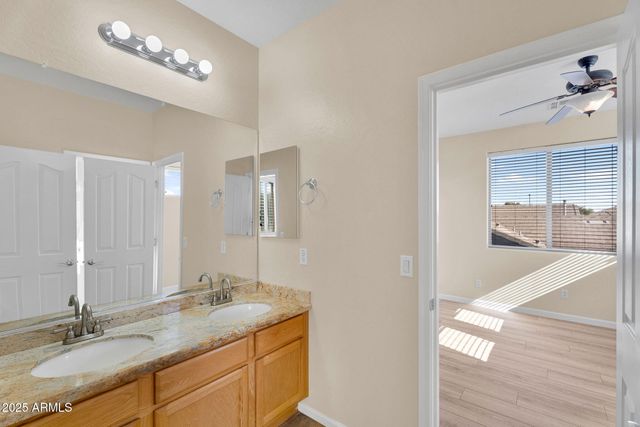 3586 E RIOPELLE Court, Gilbert, AZ 85298