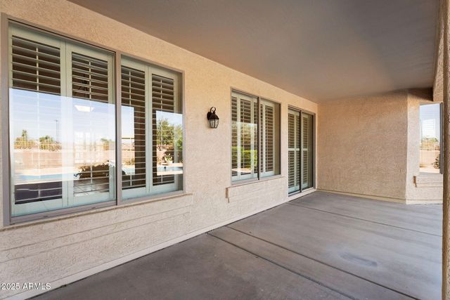 3586 E RIOPELLE Court, Gilbert, AZ 85298