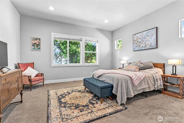 5544 Whitehorn Way, Blaine, WA 98230