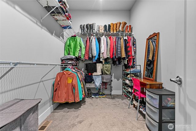 5544 Whitehorn Way, Blaine, WA 98230