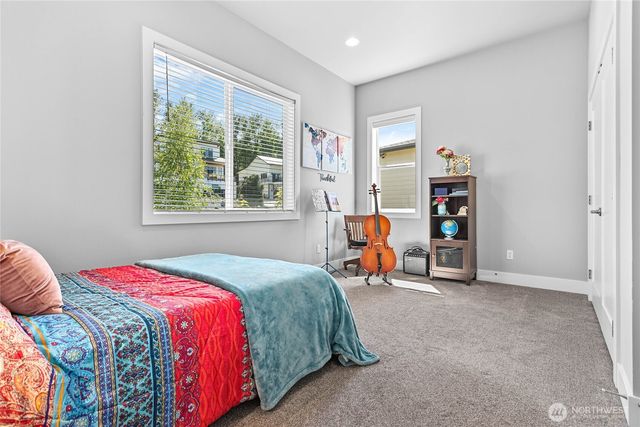 5544 Whitehorn Way, Blaine, WA 98230