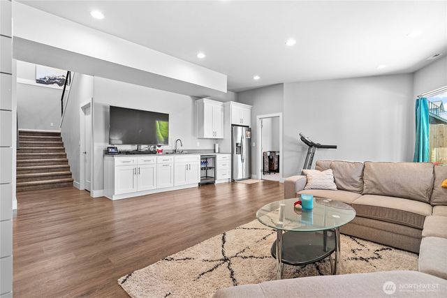 5544 Whitehorn Way, Blaine, WA 98230