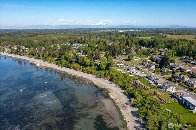 5544 Whitehorn Way, Blaine, WA 98230