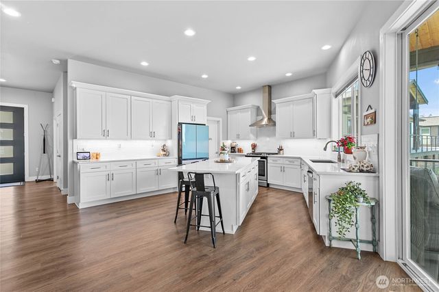 5544 Whitehorn Way, Blaine, WA 98230