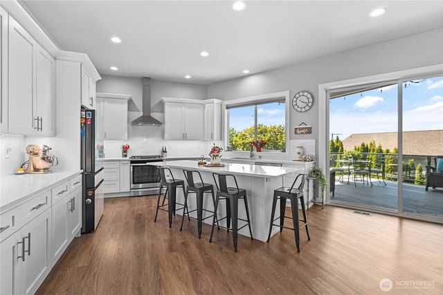 5544 Whitehorn Way, Blaine, WA 98230