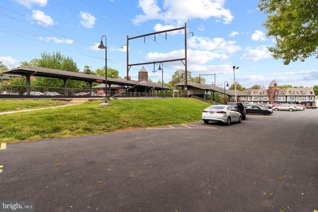 7807 SPRING AVE, Elkins Park, PA 19027