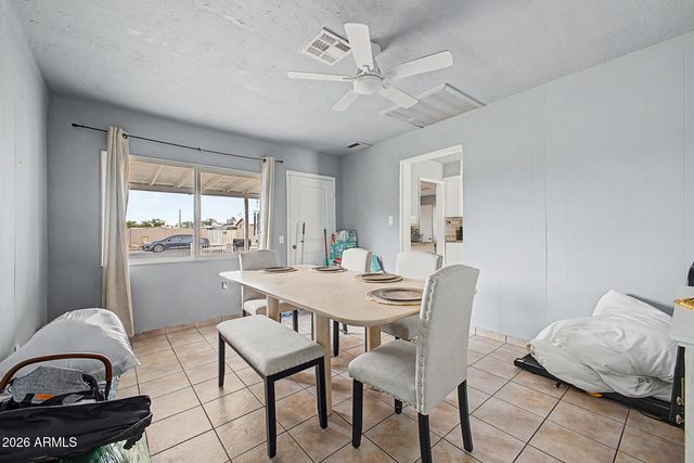 2925 W TURNEY Avenue, Phoenix, AZ 85017