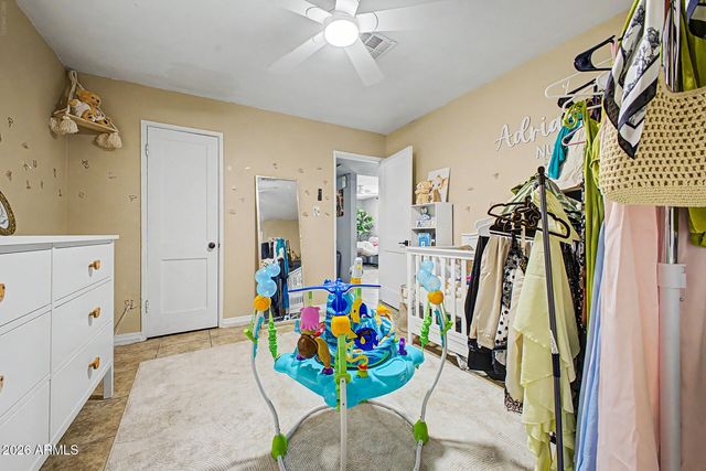 2925 W TURNEY Avenue, Phoenix, AZ 85017