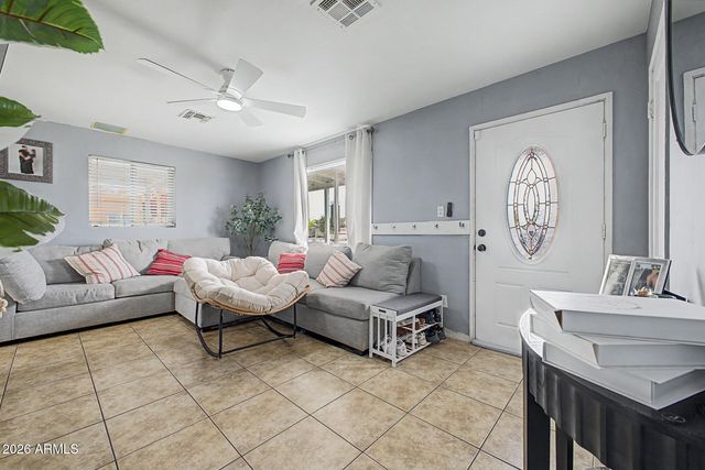 2925 W TURNEY Avenue, Phoenix, AZ 85017