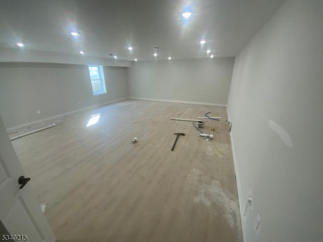 300 Ellison St, Paterson City, NJ 07501