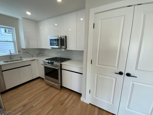 300 Ellison St, Paterson City, NJ 07501