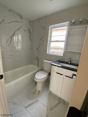 300 Ellison St, Paterson City, NJ 07501