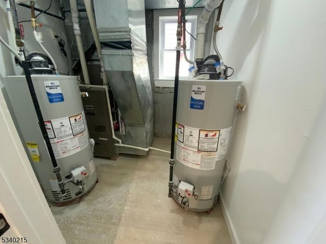 300 Ellison St, Paterson City, NJ 07501