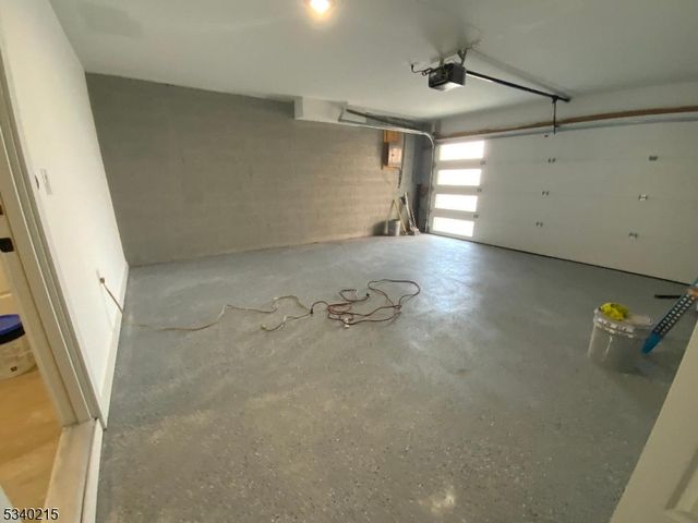 300 Ellison St, Paterson City, NJ 07501