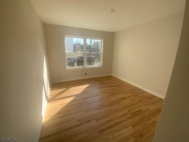 300 Ellison St, Paterson City, NJ 07501